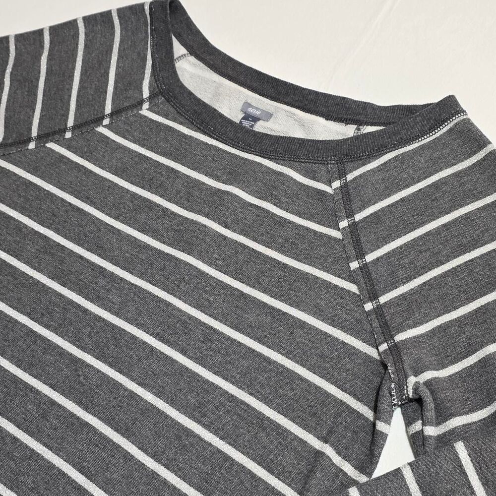 Aerie Gray Striped Pullover Sweatshirt Size Medium Crewneck Lounge Top